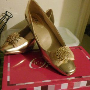 OK Gold shoes Brand New Never worn.